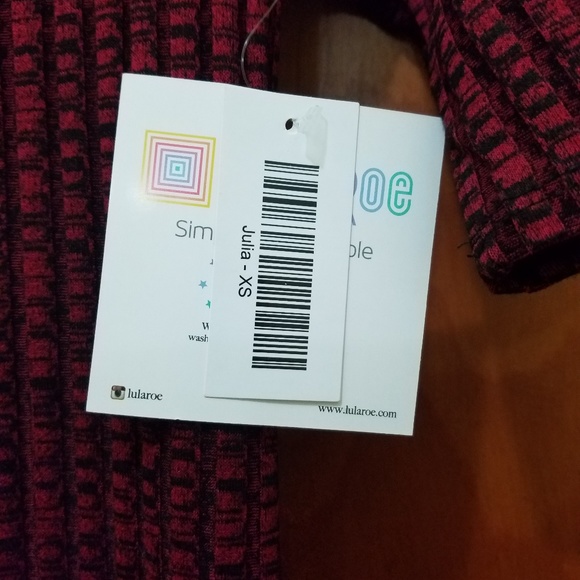 Dress - Picture 2 of 4